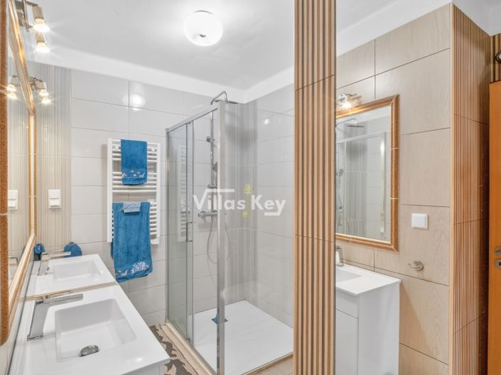 Image No.14-2 Bed Apartment for sale