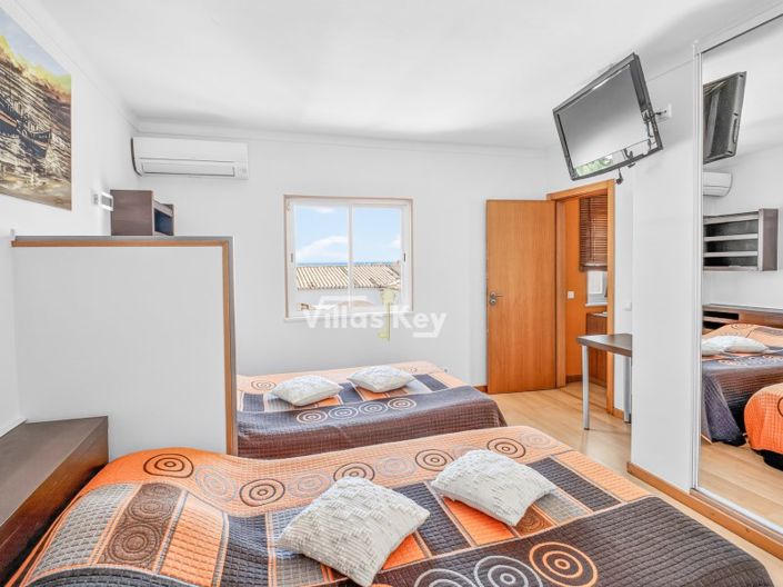 Image No.16-2 Bed Apartment for sale