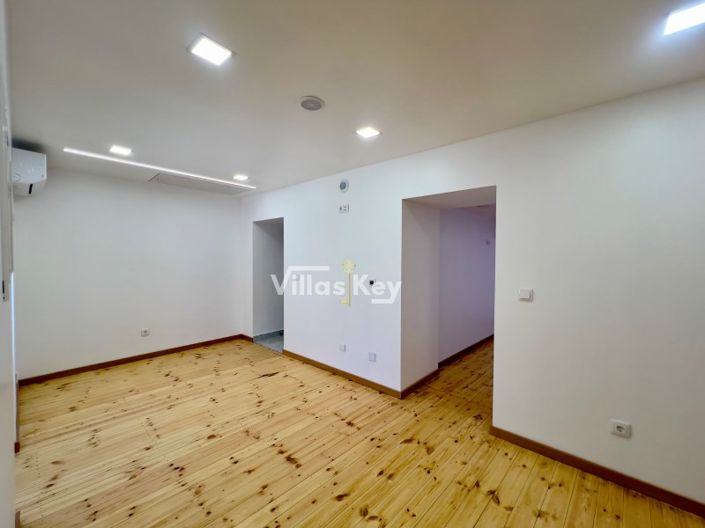 Image No.3-1 Bed House for sale