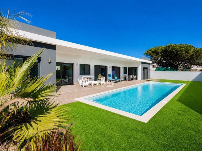 Image No.34-4 Bed House for sale