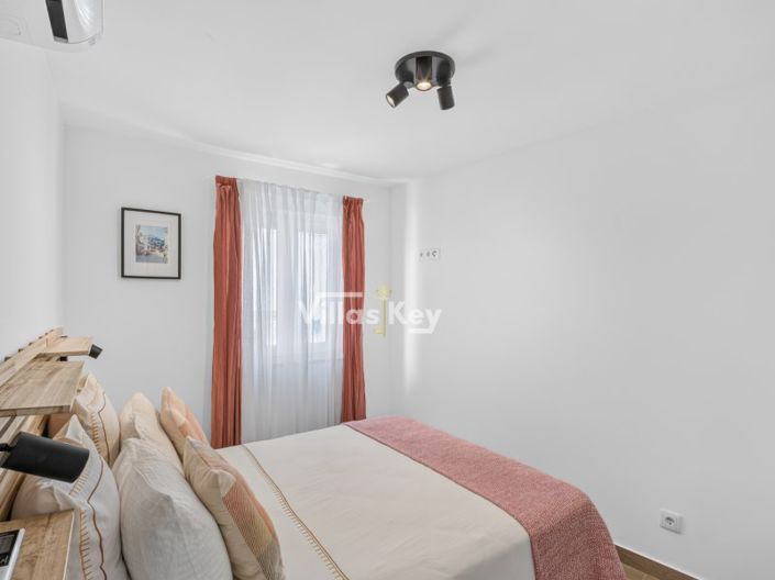 Image No.15-3 Bed House for sale