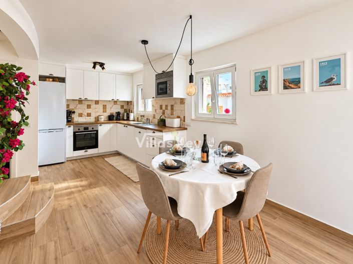 Image No.7-3 Bed House for sale