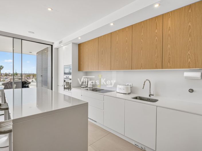 Image No.17-3 Bed Apartment for sale