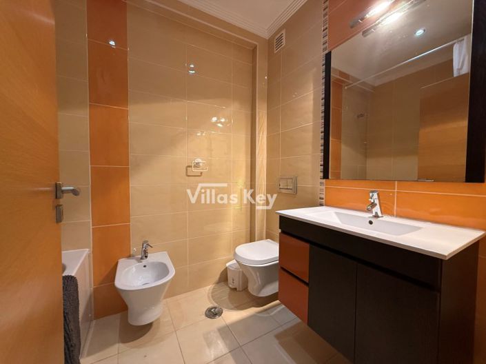 Image No.9-2 Bed Apartment for sale