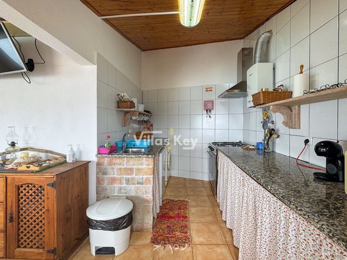 Image No.6-3 Bed House for sale