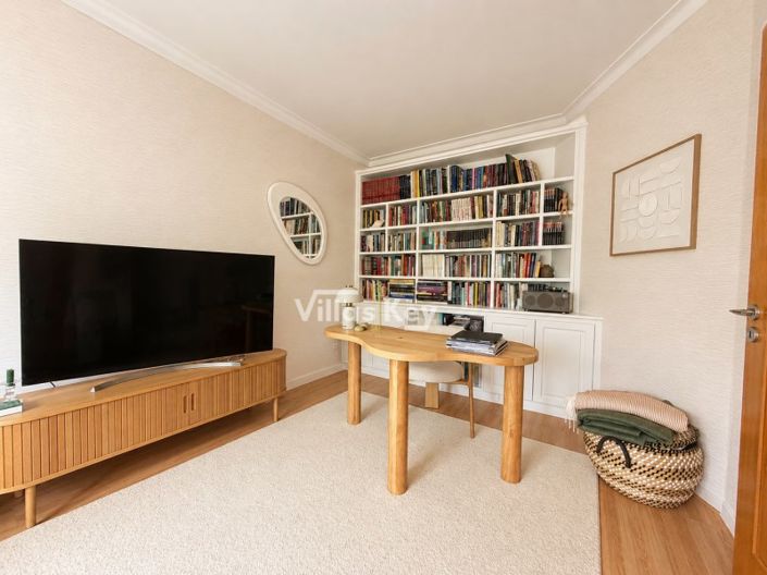 Image No.11-4 Bed House for sale
