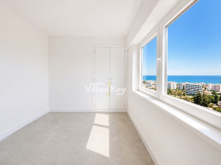 Image No.20-2 Bed Apartment for sale