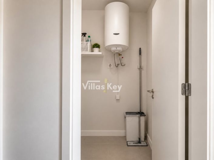 Image No.8-2 Bed Apartment for sale