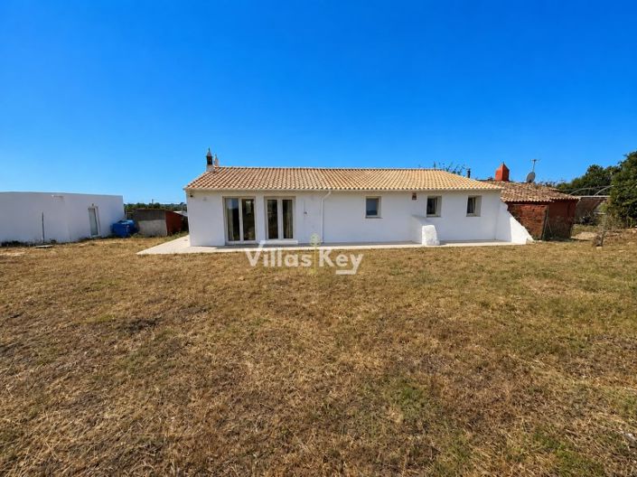 Image No.22-3 Bed Farmhouse for sale