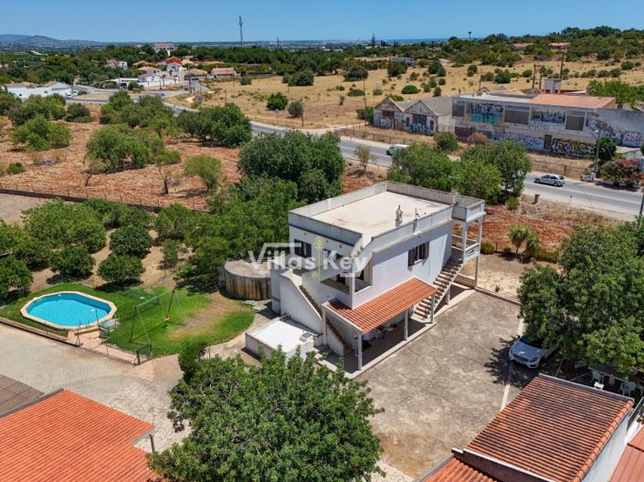 Image No.20-7 Bed House for sale