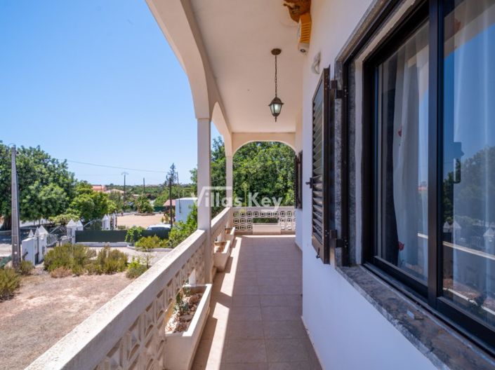 Image No.27-7 Bed House for sale