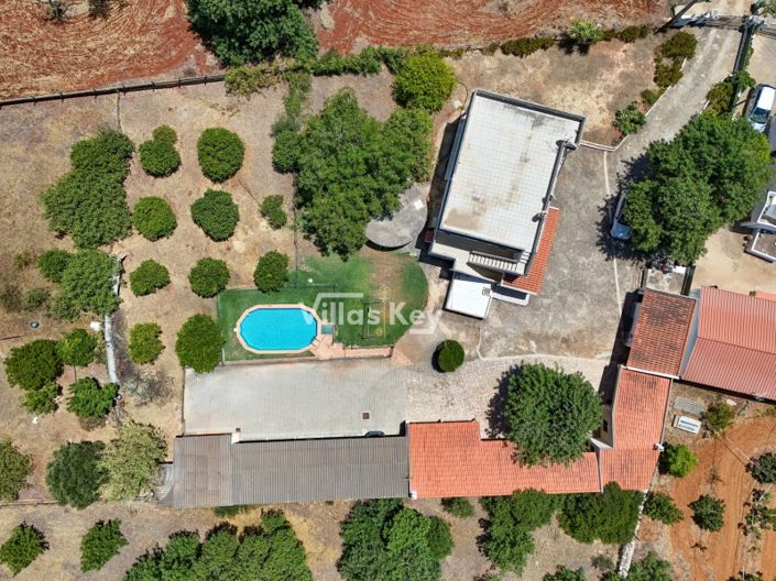 Image No.36-7 Bed House for sale