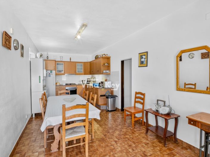 Image No.7-7 Bed House for sale