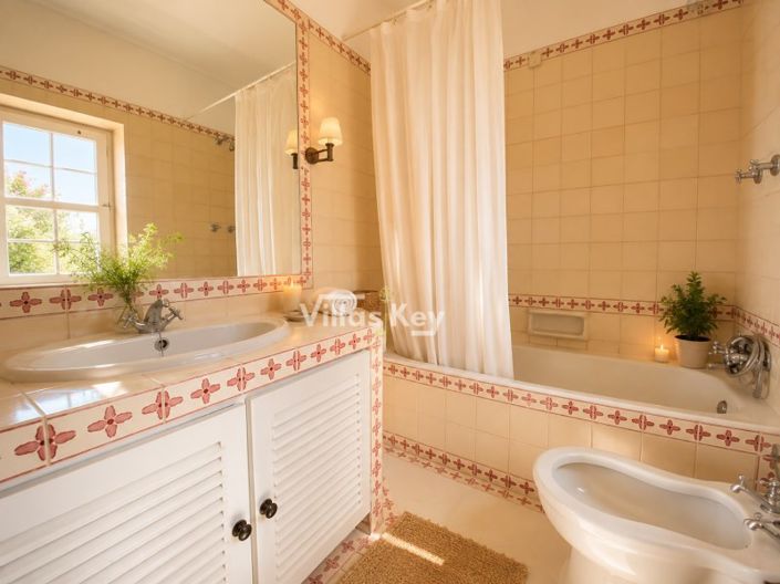 Image No.31-Property for sale
