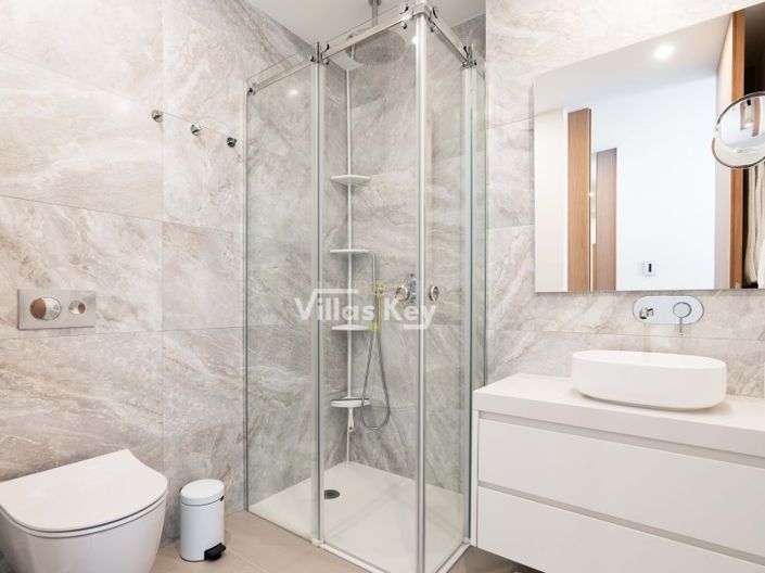Image No.7-3 Bed Apartment for sale