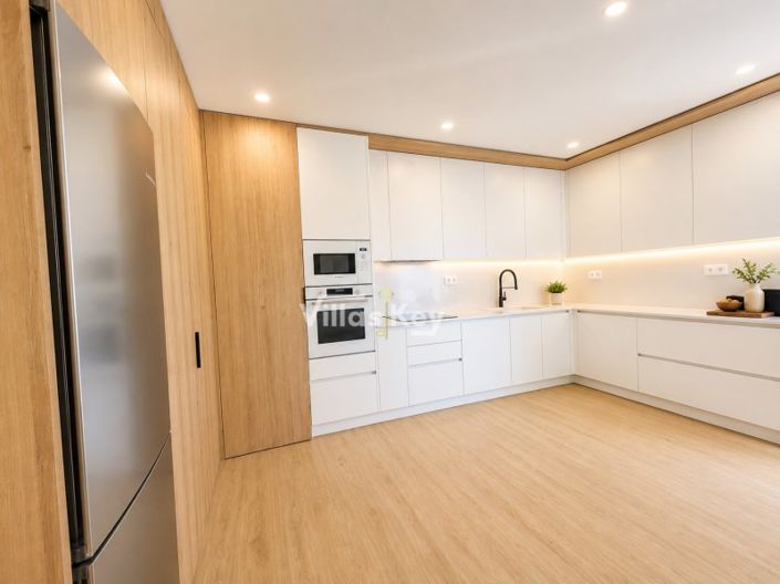 Image No.11-3 Bed Apartment for sale