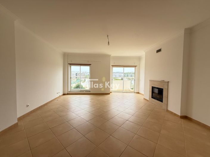 Image No.13-3 Bed Apartment for sale