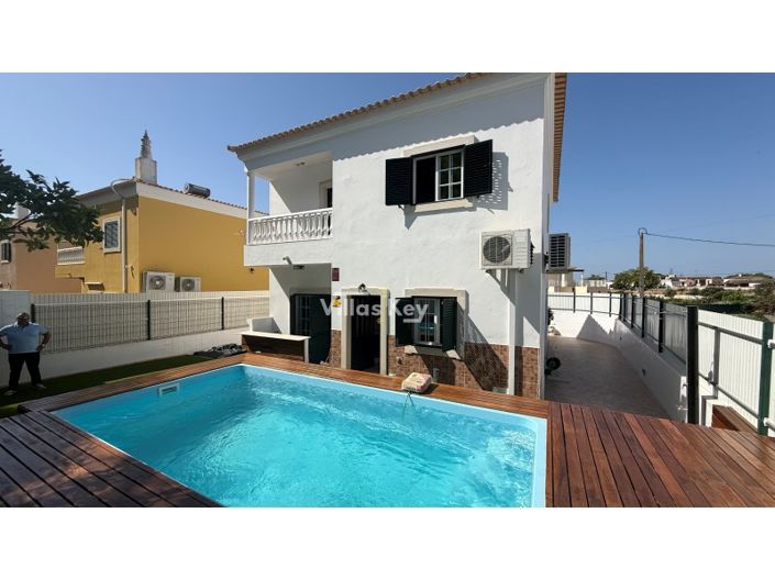 Image No.25-4 Bed House for sale