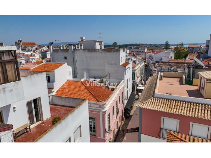 Image No.17-4 Bed Apartment for sale