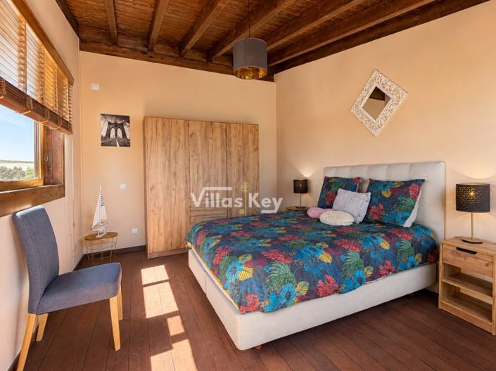 Image No.21-4 Bed House for sale