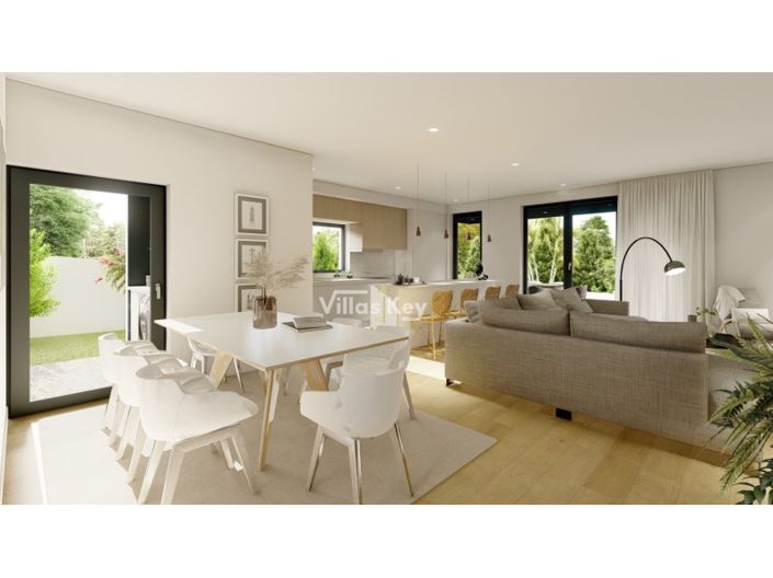 Image No.6-4 Bed House for sale