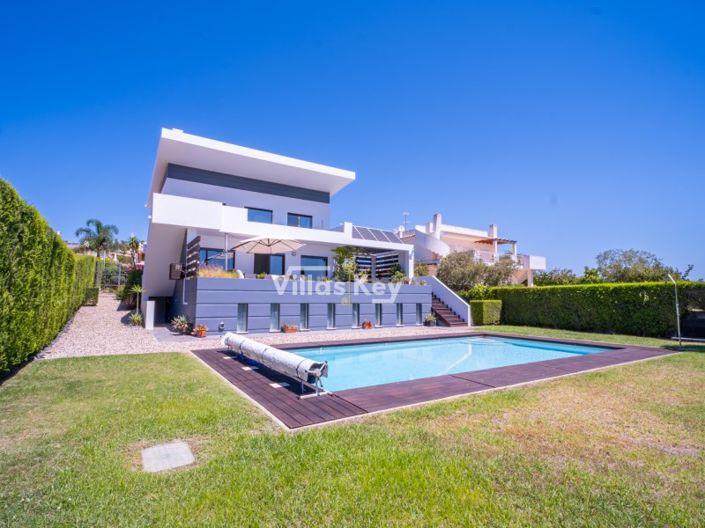 Image No.33-4 Bed House for sale