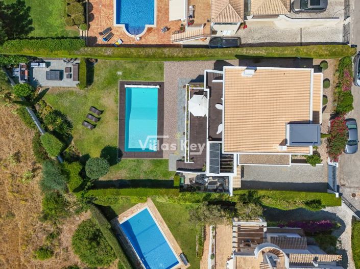 Image No.42-4 Bed House for sale
