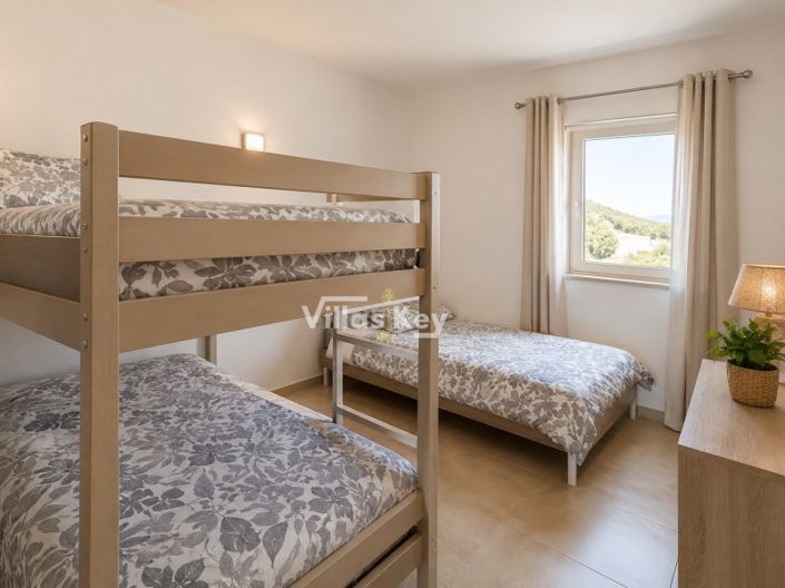 Image No.18-2 Bed Apartment for sale
