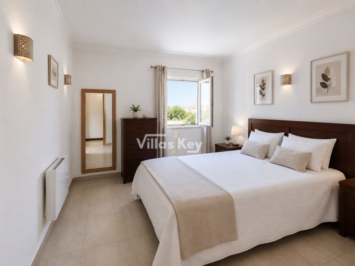 Image No.19-2 Bed Apartment for sale
