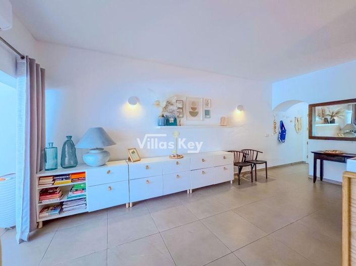 Image No.11-1 Bed Apartment for sale