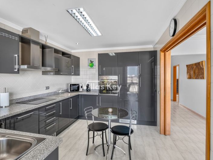 Image No.13-2 Bed Apartment for sale