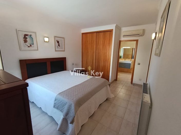 Image No.20-2 Bed Apartment for sale