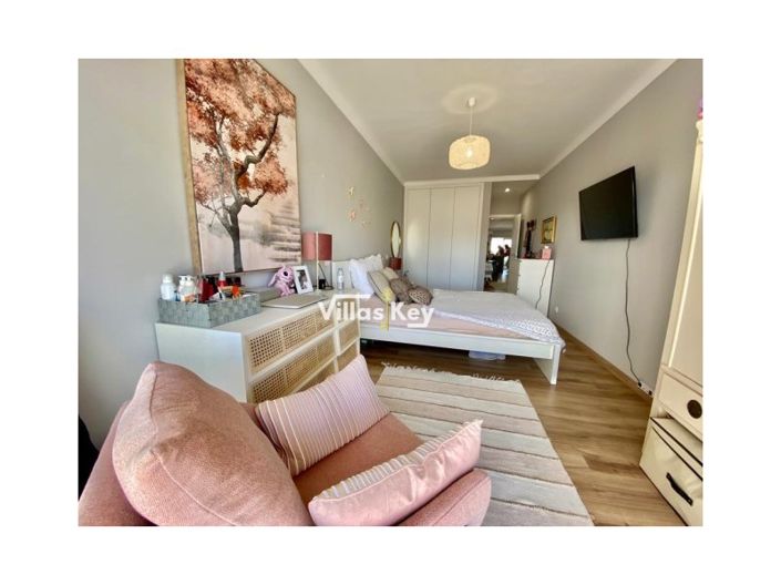 Image No.29-2 Bed Apartment for sale