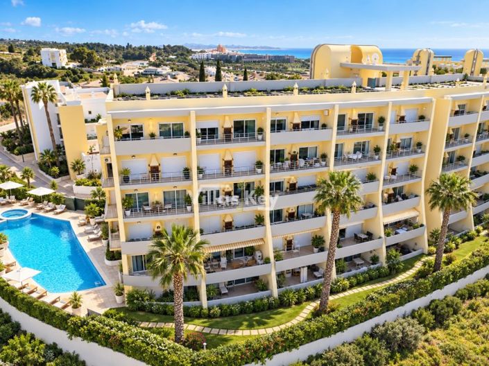 Image No.17-2 Bed Apartment for sale