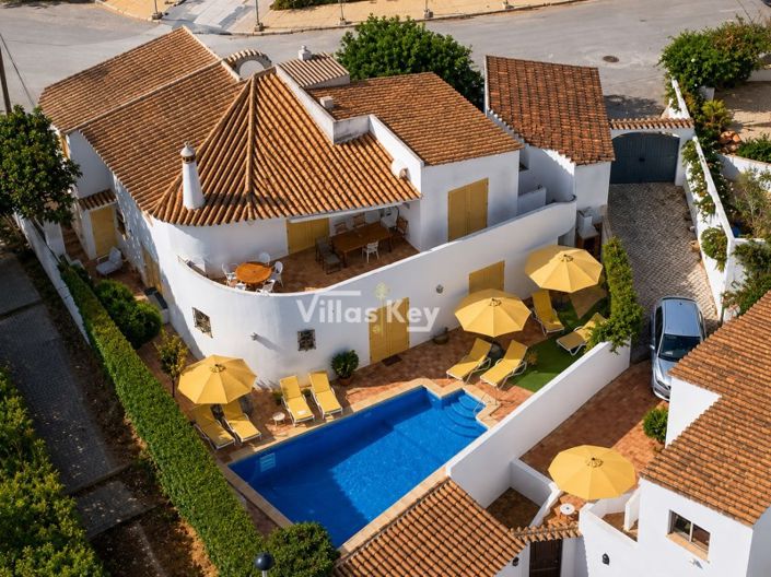 Image No.38-5 Bed House for sale