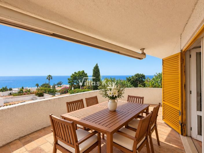 Image No.4-5 Bed House for sale