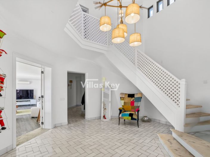 Image No.34-7 Bed House for sale