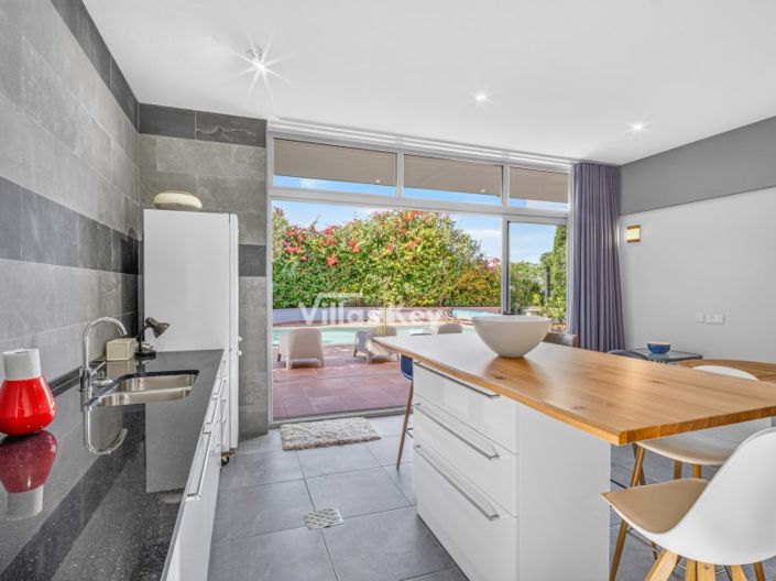 Image No.28-3 Bed House for sale