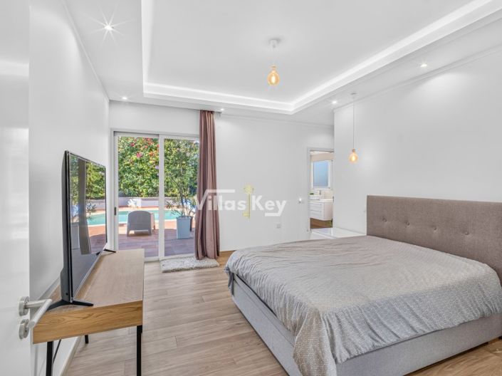 Image No.35-3 Bed House for sale