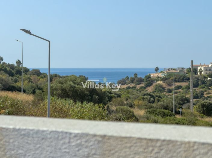 Image No.49-3 Bed House for sale