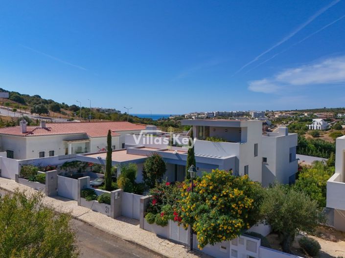 Image No.53-3 Bed House for sale