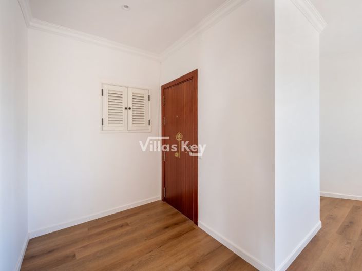Image No.18-3 Bed Apartment for sale
