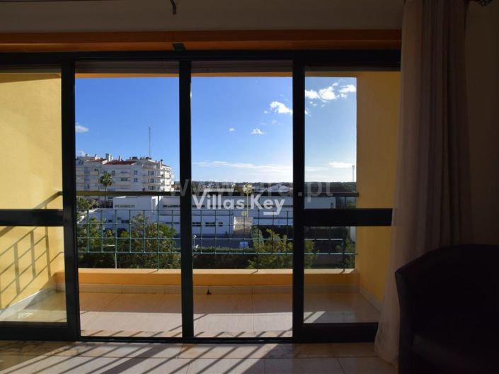 Image No.10-4 Bed Apartment for sale