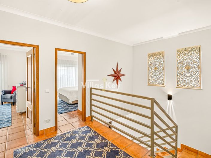 Image No.15-4 Bed House for sale