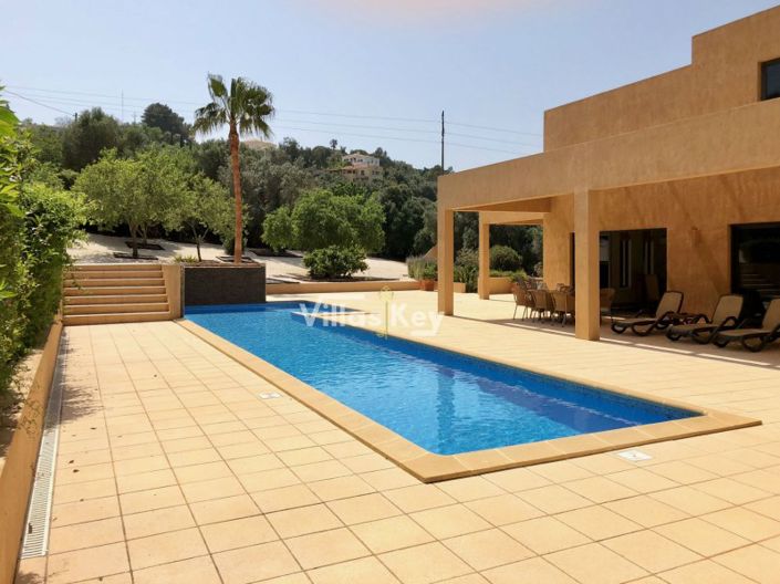 Image No.10-5 Bed House for sale