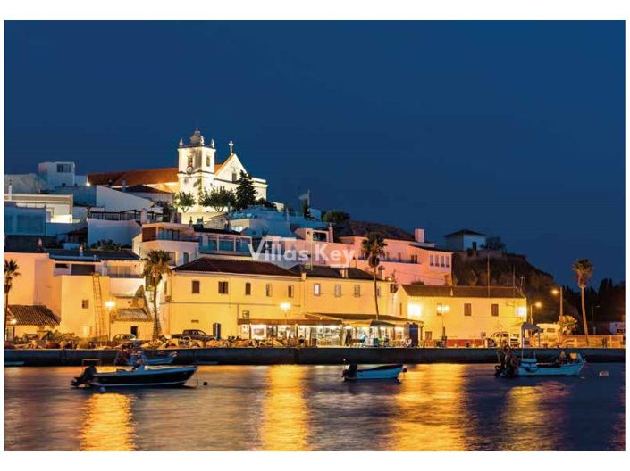 Image No.21-3 Bed Apartment for sale