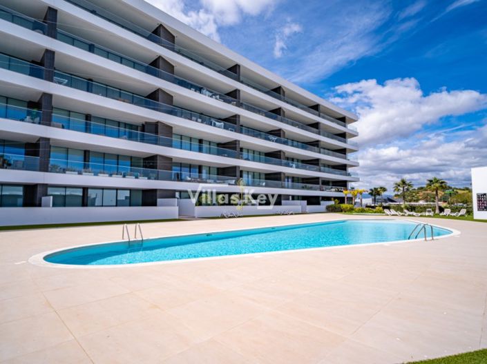 Image No.39-3 Bed Apartment for sale
