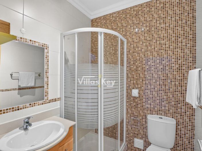 Image No.13-3 Bed Apartment for sale