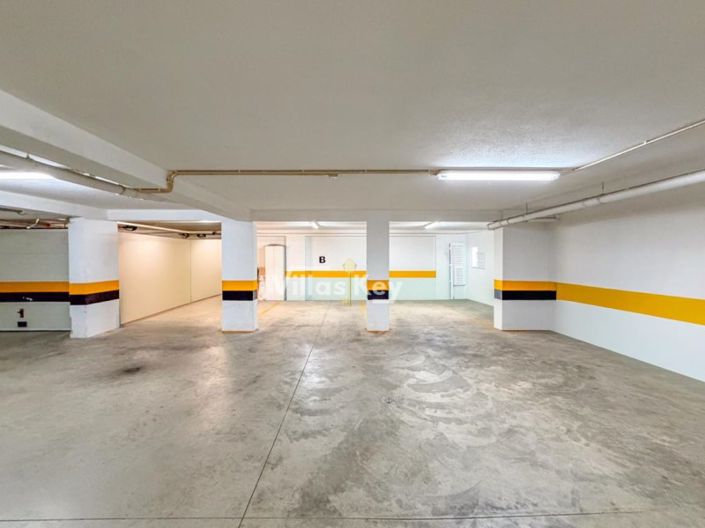 Image No.19-3 Bed Apartment for sale