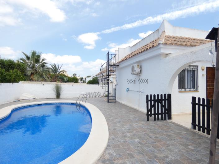 Image No.28-2 Bed Villa / Detached for sale